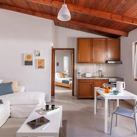 Apartment Beachside White Apt-ligaria